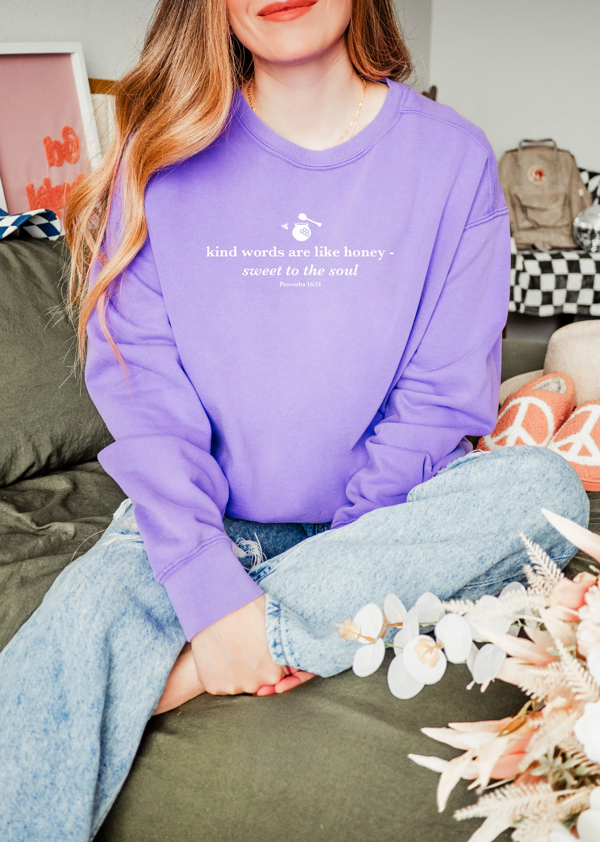 KIND WORDS ARE LIKE HONEY UNISEX SWEATSHIRT