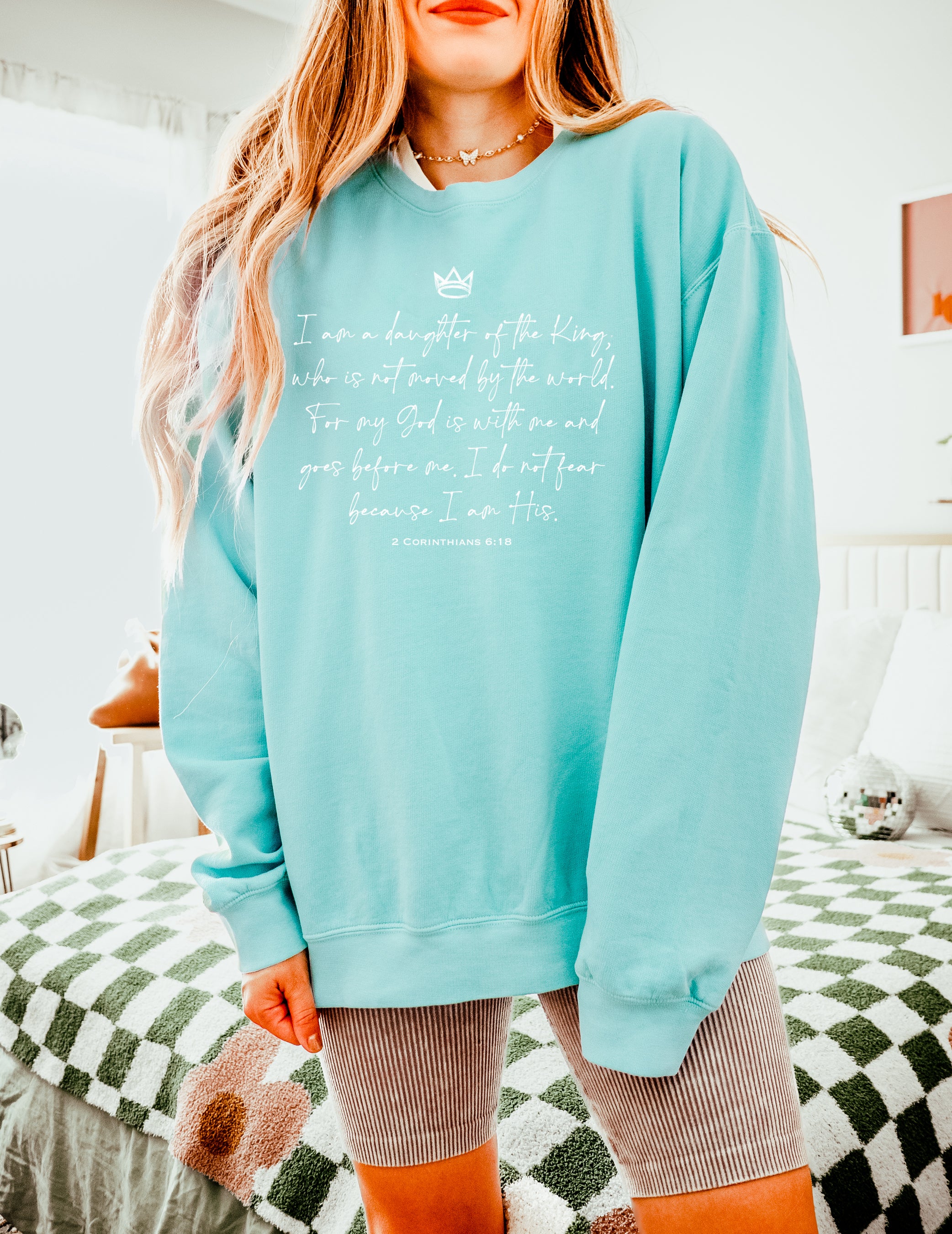 DAUGHTER OF THE KING UNISEX SWEATSHIRT - Image 3