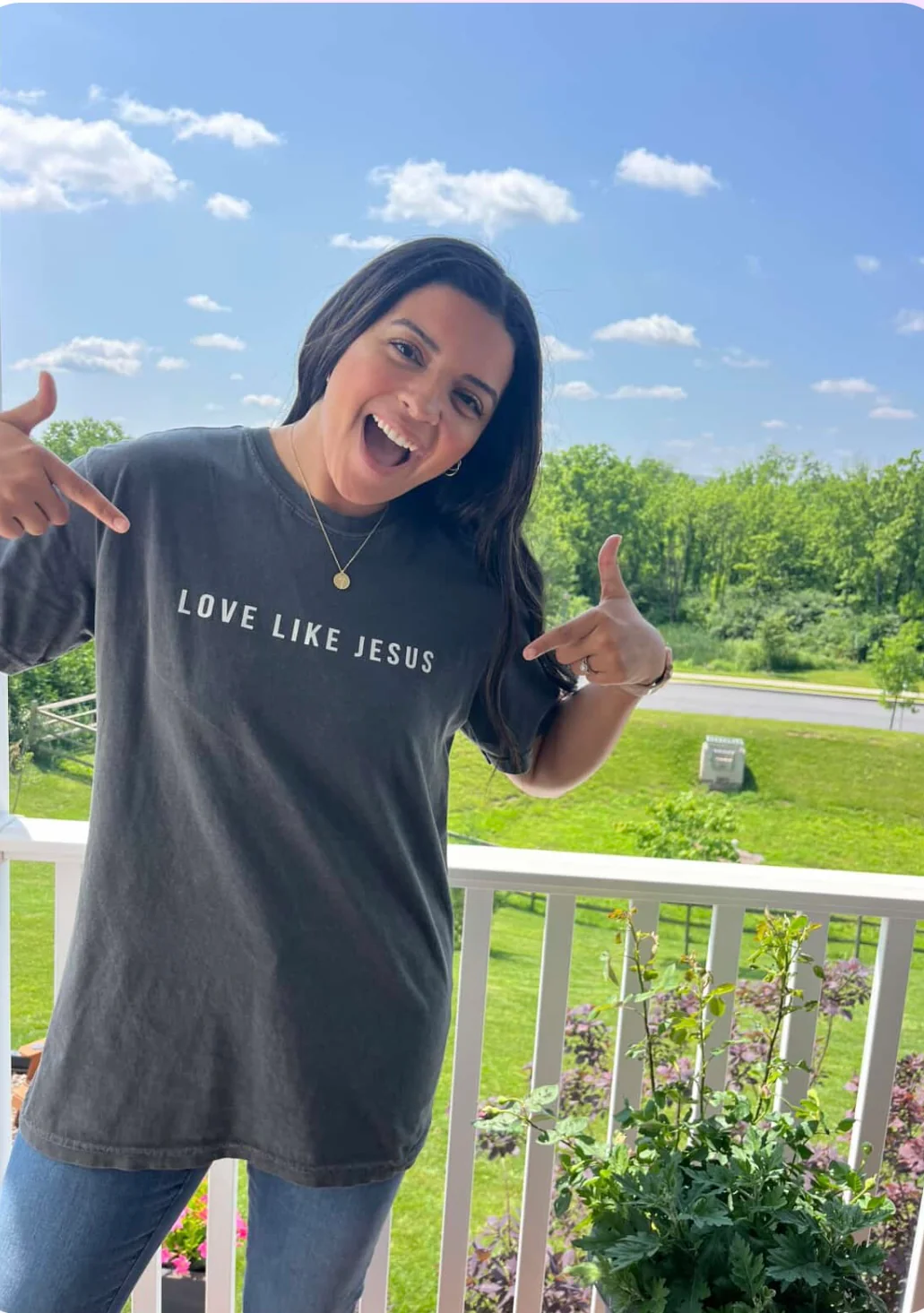 LOVE LIKE JESUS UNISEX TEE