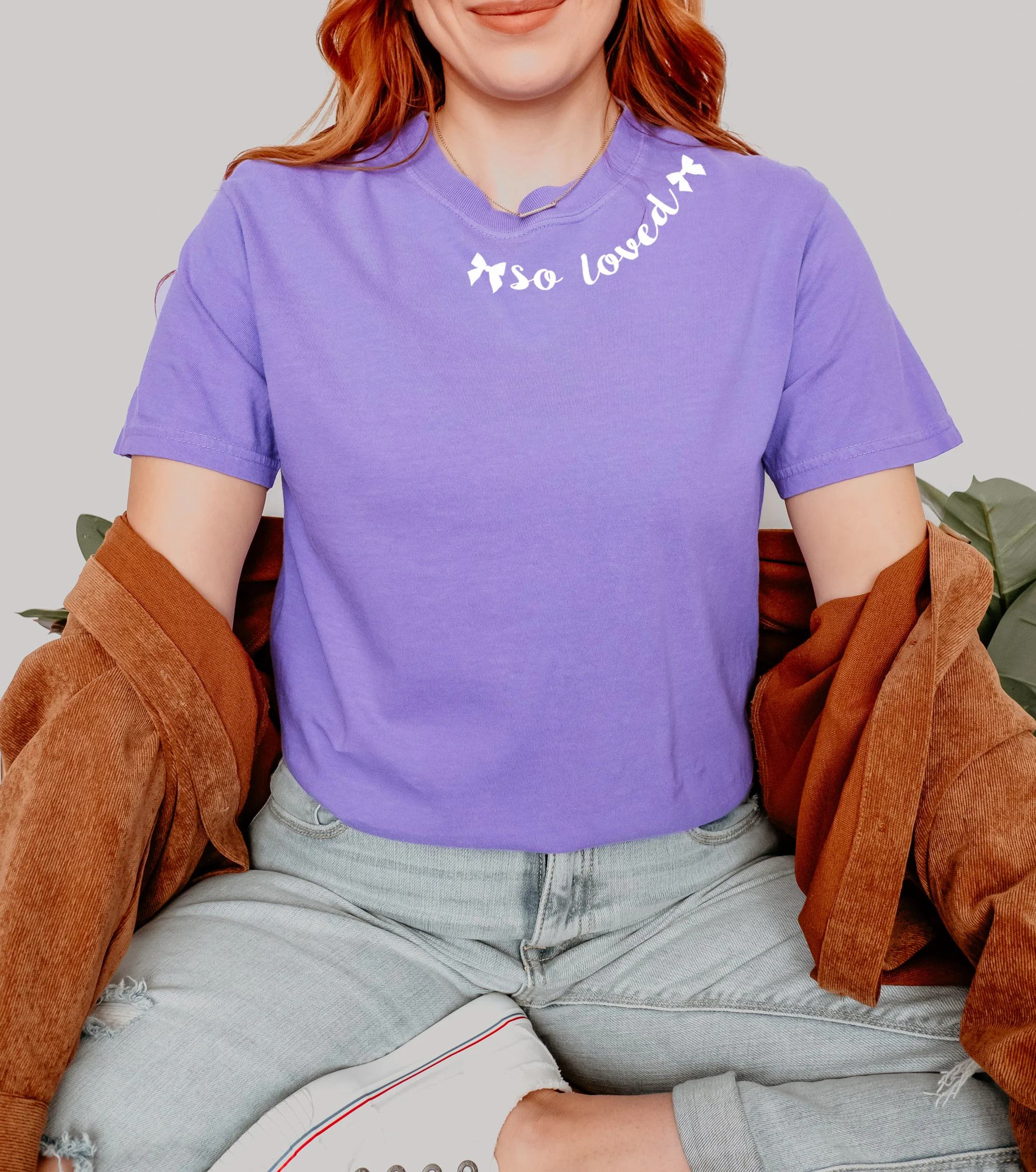 SO LOVED (WITH BOWS) AROUND THE NECK UNISEX TEE - Image 3