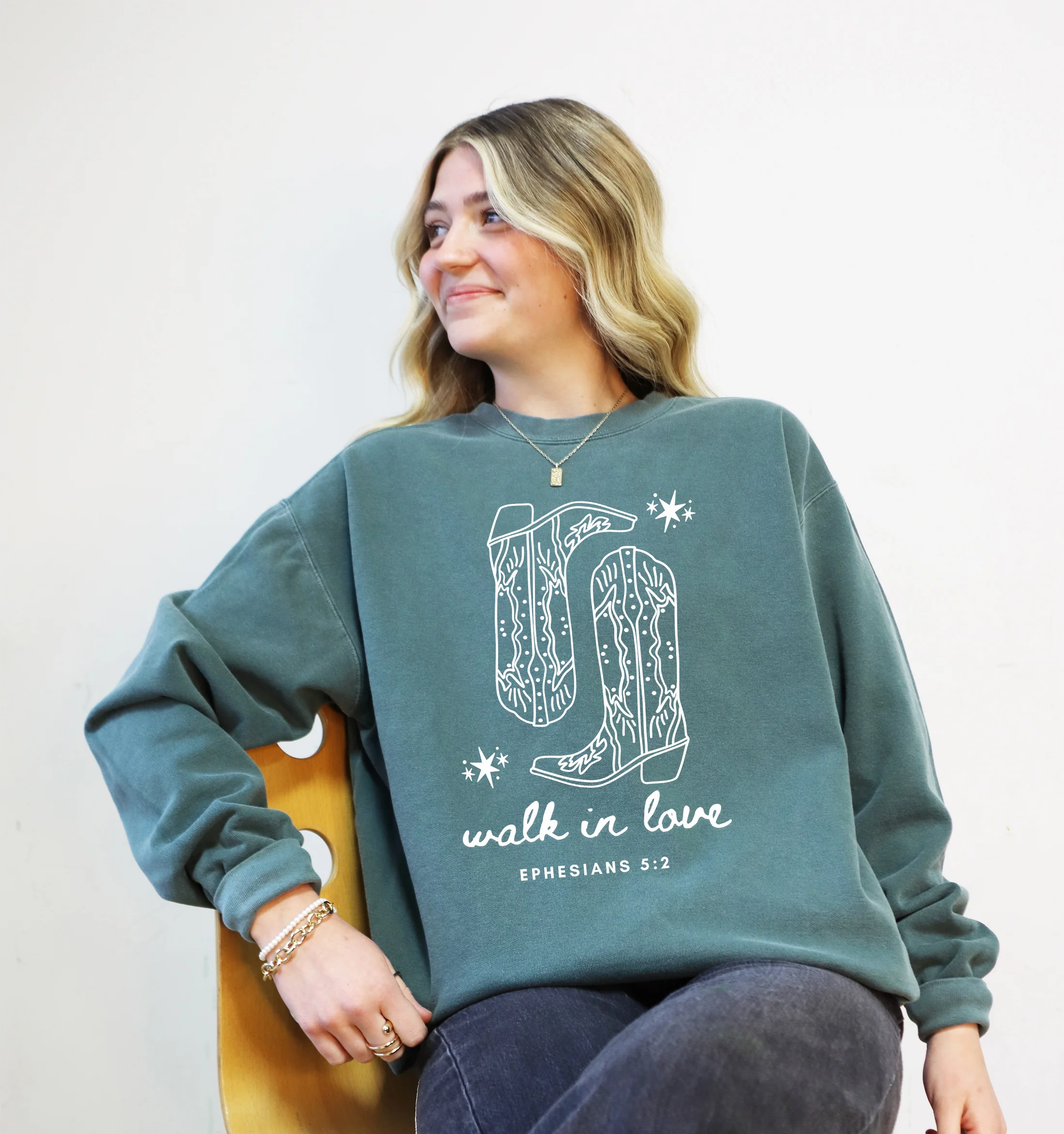 WALK IN LOVE UNISEX SWEATSHIRT - Image 3