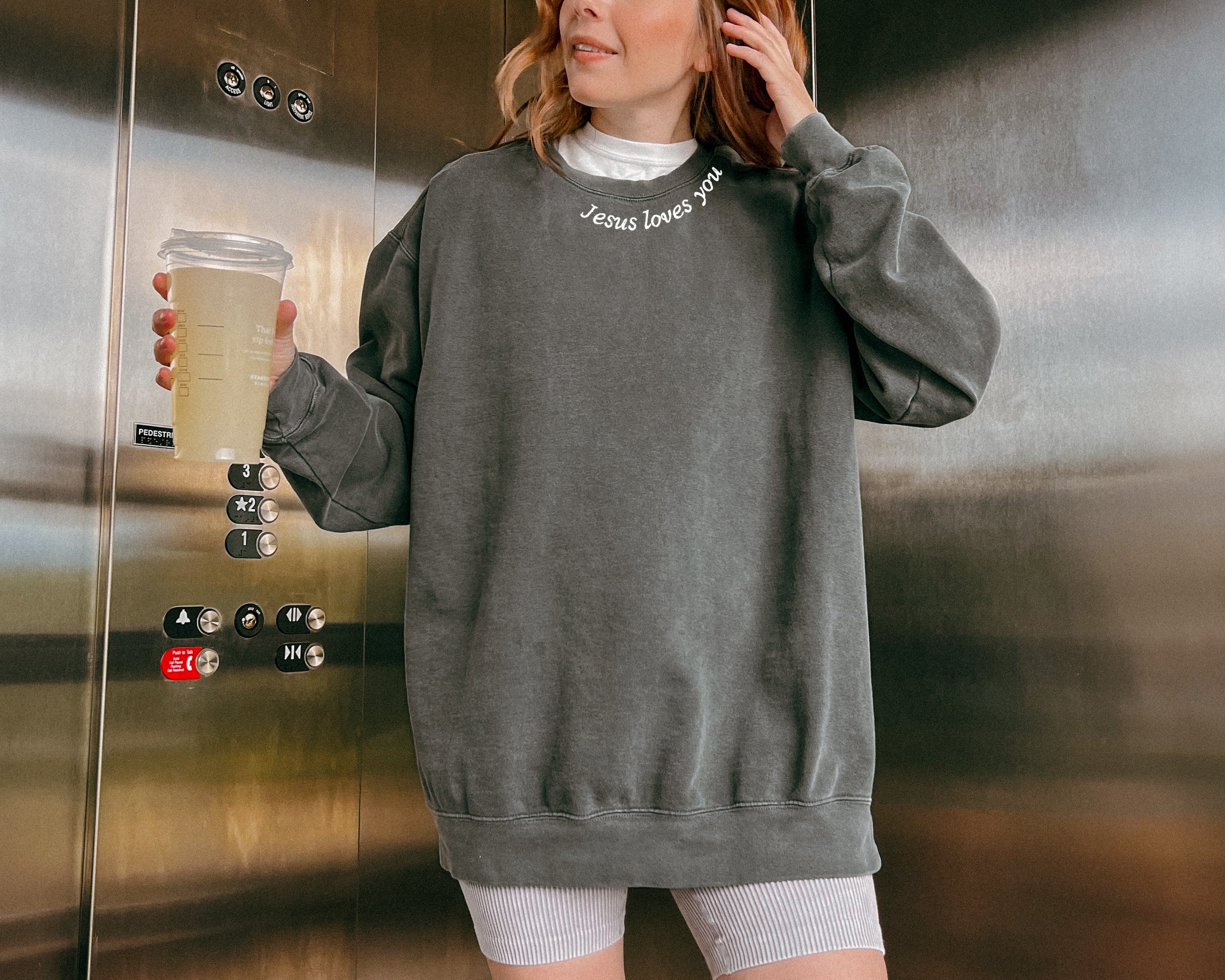JESUS LOVES YOU AROUND THE NECK UNISEX SWEATSHIRT - SIZE 2XL IN PEPPER