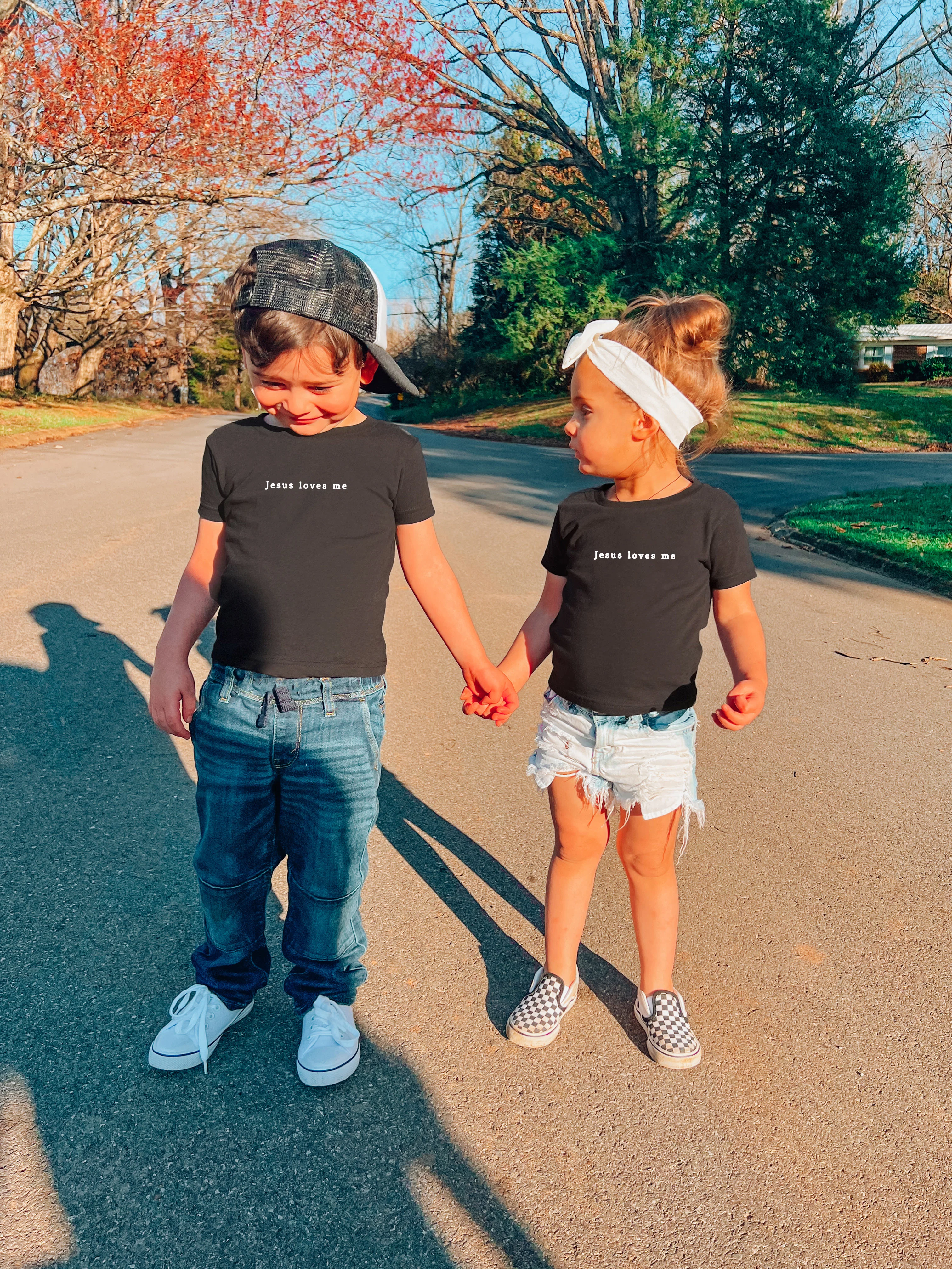JESUS LOVES ME TODDLER BLACK TEE - Image 2