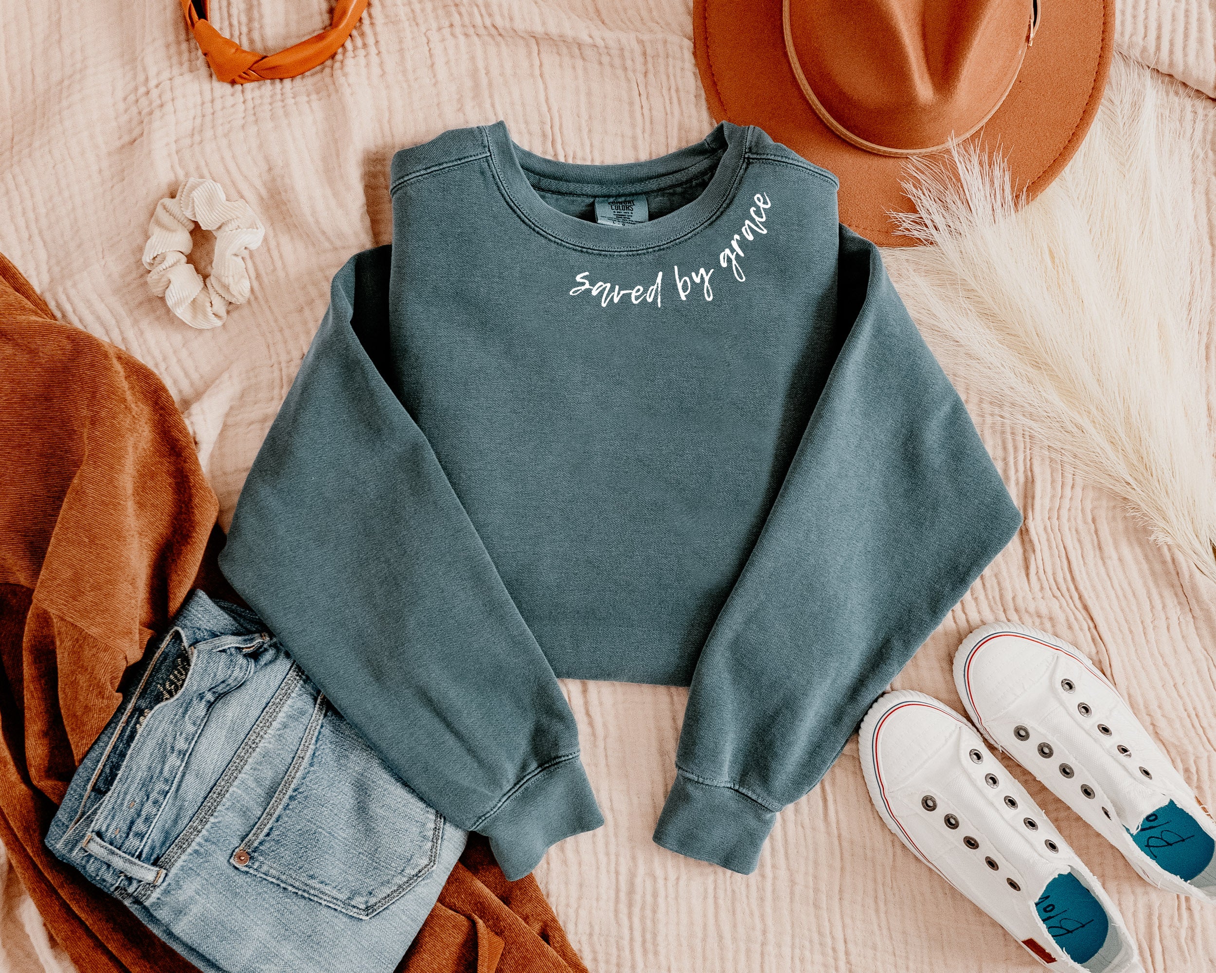 SAVED BY GRACE AROUND THE NECK UNISEX SWEATSHIRT - Image 3